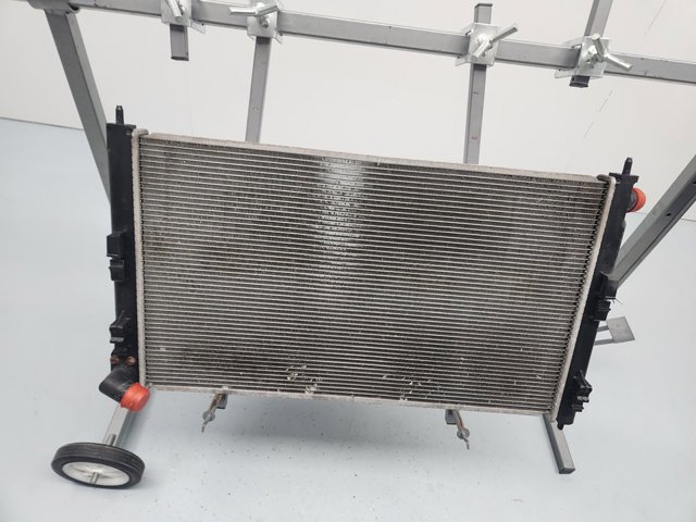 MITSUBISHI MN156092 Radiador de refrigeración del motor  comprar en Ponferrada