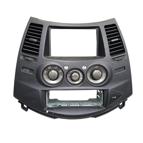 Comprar Módulo de modos de calefacción/aire acondicionado Mitsubishi Grandis  NAW a bajo precio