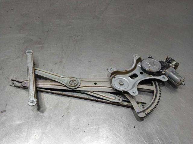 MN182354 Motor del elevalunas de la puerta delantera derecha comprar Sevilla