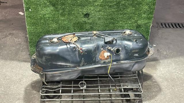 Tanque de combustible MR134049 MITSUBISHI