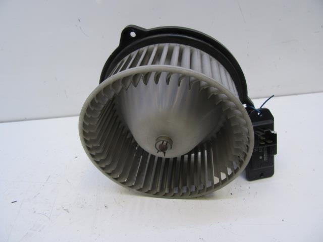 Motor eléctrico, ventilador habitáculo Mitsubishi Galant 8 EA