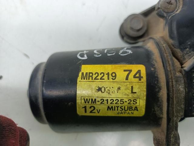 Motor del limpiaparabrisas Mitsubishi Pajero  (K90)