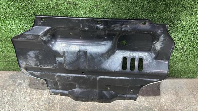 Protección motor /empotramiento Mitsubishi Pajero K90