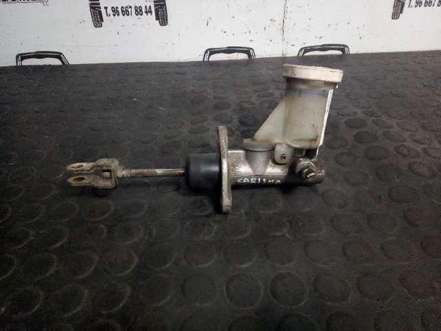 Cilindro maestro de embrague MR244839 MITSUBISHI