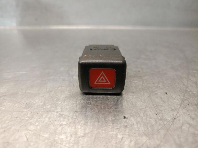 Comprar Botón de emergencia Mitsubishi Space Star  DG0 a bajo precio