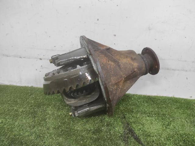 Comprar Grupo trasero Mitsubishi Pajero  K90 a bajo precio