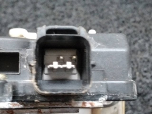MITSUBISHI MR349288 Cerradura de la puerta trasera derecha comprar Tarragona