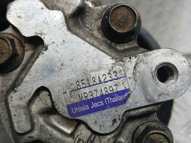 MITSUBISHI MR374897 Bomba de dirección  en stock Salamanca