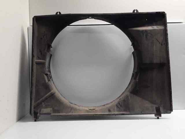 MR404894 MITSUBISHI Deflector de aire del radiador  disponible Ourense