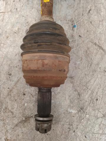 MITSUBISHI MR410665 Semieje delantero derecho  en stock Valencia