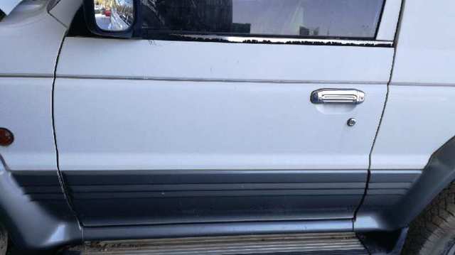 Comprar Puerta delantera izquierda Mitsubishi Pajero II V2W, V4W a bajo precio