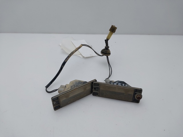 Luz matricula para Mitsubishi Pajero V70