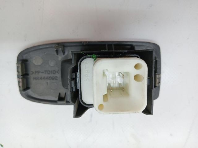 MR445659 Botón de encendido del motor del elevalunas delantero derecho  comprar en Reus