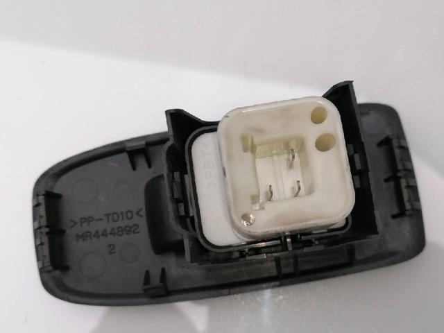 MR445659 Botón de encendido del motor del elevalunas delantero derecho  comprar en Zaragoza