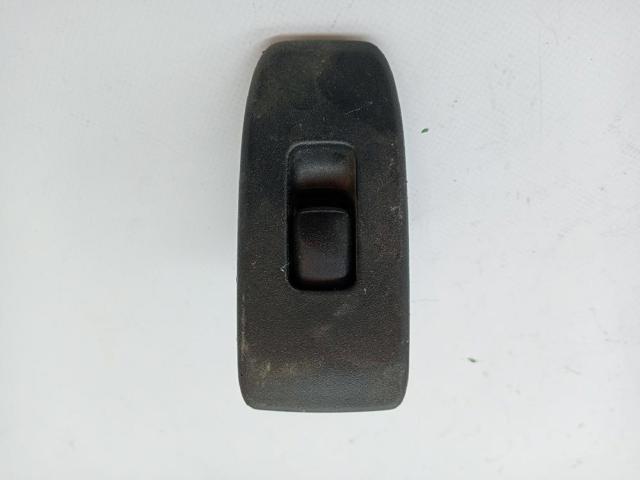 MR445659 Botón de encendido del motor del elevalunas delantero derecho  disponible Málaga