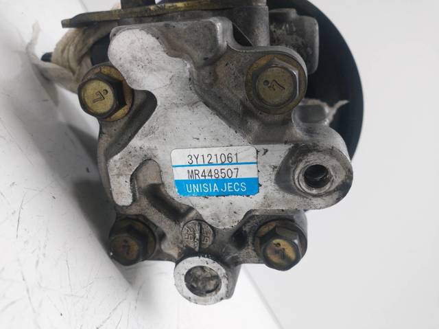 MITSUBISHI MR448507 Bomba de dirección  en stock Terrassa
