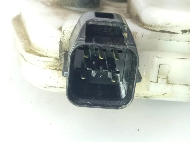 Cerradura de puerta delantera izquierda Mitsubishi Pajero K90