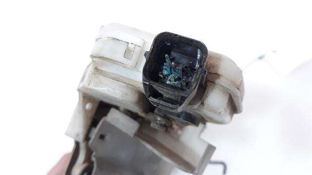 Cerradura de puerta delantera izquierda Mitsubishi Pajero K90