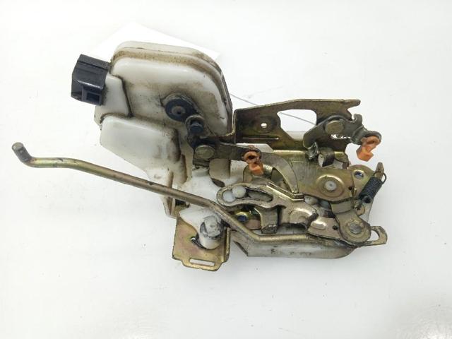 Cerradura de puerta delantera izquierda Mitsubishi Pajero K90