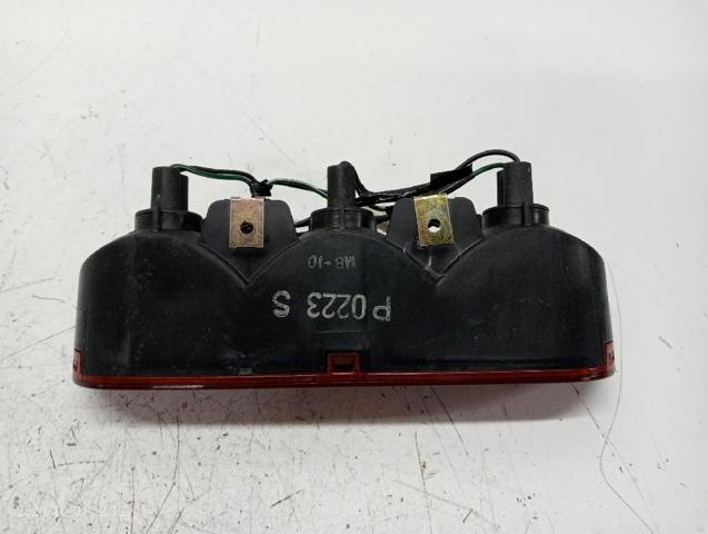 MR490839 MITSUBISHI Tercera luz de freno comprar Alcalá