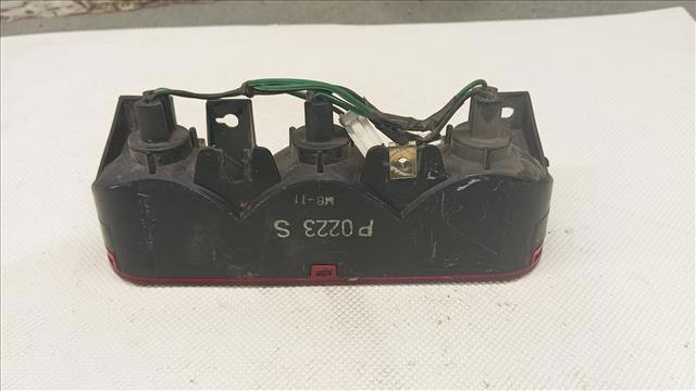 MR490839 MITSUBISHI Luz de freno trasera adicional  comprar en Lleida