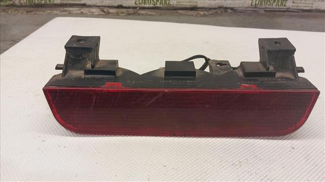 MR490839 MITSUBISHI Tercera luz de freno  en stock Huelva