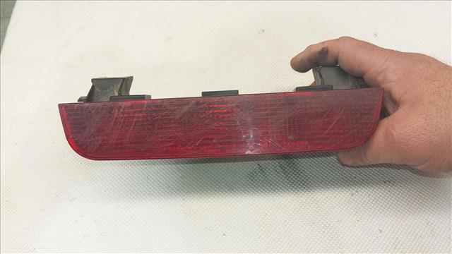 MR490839 MITSUBISHI Luz de freno trasera adicional  disponible Vigo