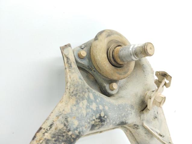 MITSUBISHI MR496796 Brazo inferior derecho de la suspensión delantera comprar Barcelona
