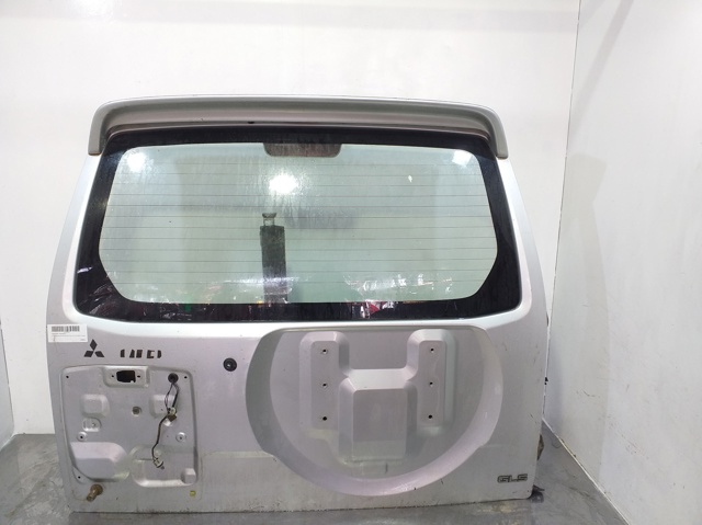 Precio del repuesto Puerta de maletero Pajero III SUV