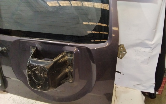 Compuerta trasera Mitsubishi Pajero III (V70)