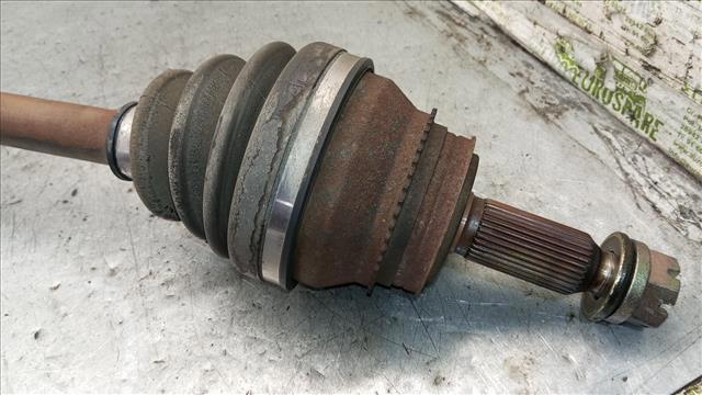 MITSUBISHI MR528647 Semieje  en stock Terrassa