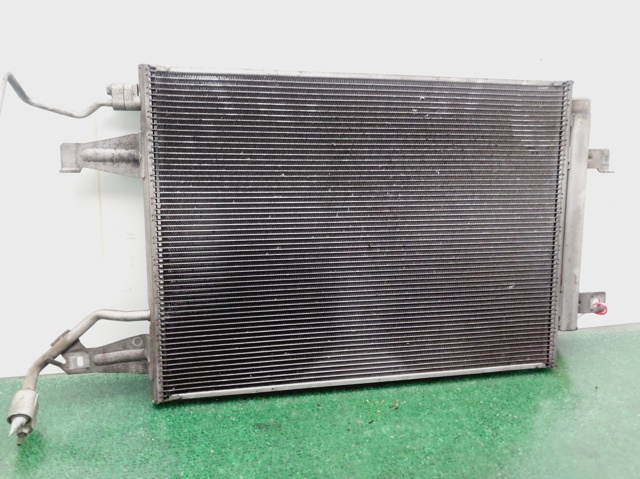 MITSUBISHI MR568975 Condensador aire acondicionado  en stock Valencia