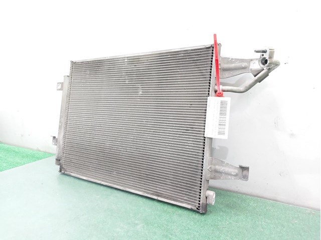 Condensador / radiador  aire acondicionado para mitsubishi colt vi 1.3 lpg g135930 MR568975