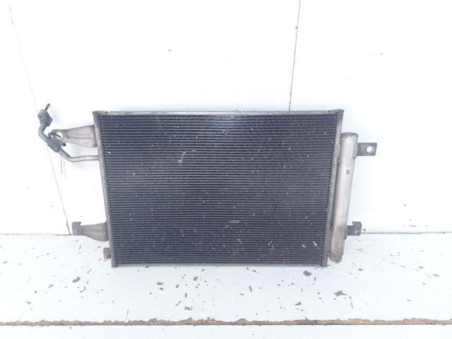 MR568975 MITSUBISHI Condensador de aire acondicionado  disponible Alicante