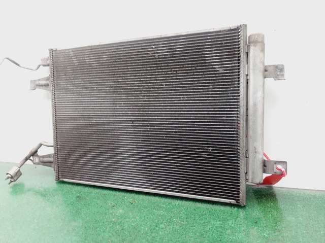 MITSUBISHI MR568975 Condensador aire acondicionado  en stock Salamanca