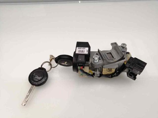 MR587813 Mitsubishi