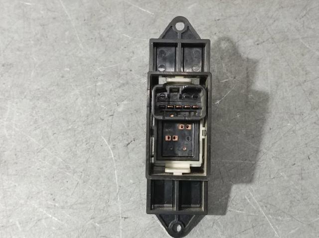 MITSUBISHI MR587944 Unidad de control de elevalunas delantero derecho  comprar en Ponferrada