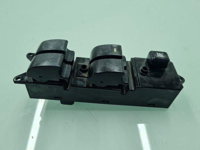 MR587952 MITSUBISHI Unidad de control de elevalunas delantera izquierda  disponible Alicante