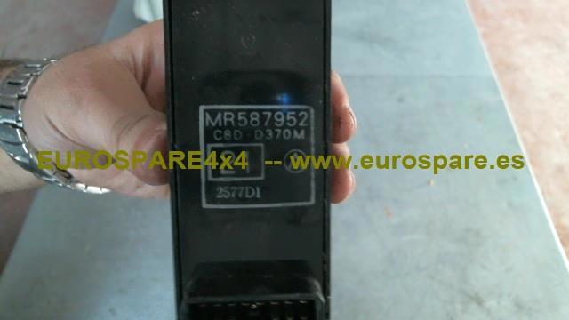 MR587952 Unidad de control de elevalunas delantera izquierda  comprar en Pontevedra
