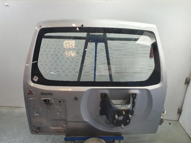 Porton trasero Mitsubishi Pajero III (2000-2006)