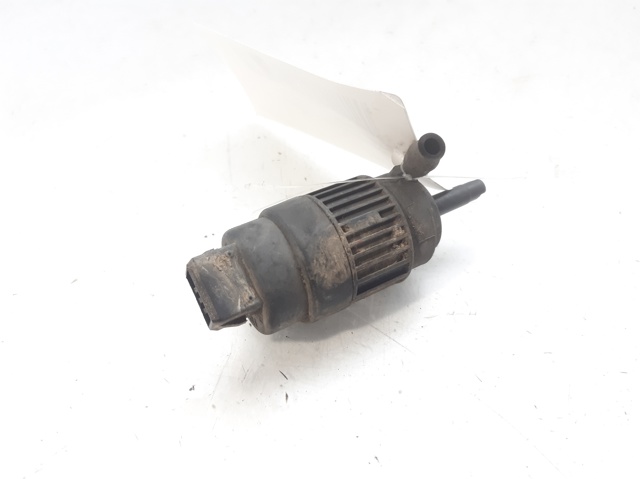 Bomba de limpiaparabrisas delantera MR911022 Mitsubishi