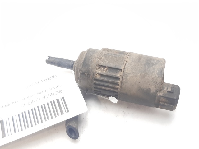 Bomba de limpiaparabrisas delantera MR911022 Mitsubishi