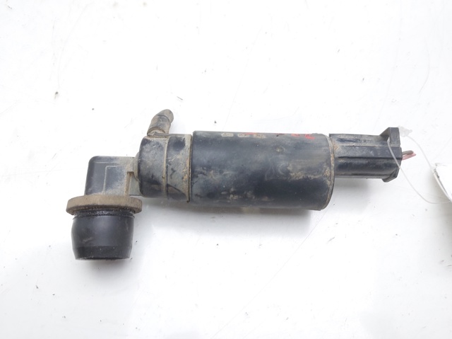 Bomba de limpiaparabrisas delantera MR911022 Mitsubishi
