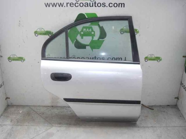 Puerta trasera derecha MR954636 Mitsubishi