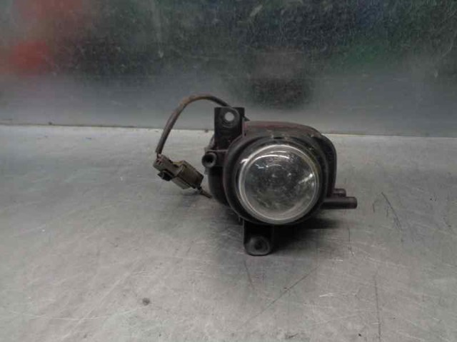 Luz antiniebla derecha MR972456 Mitsubishi