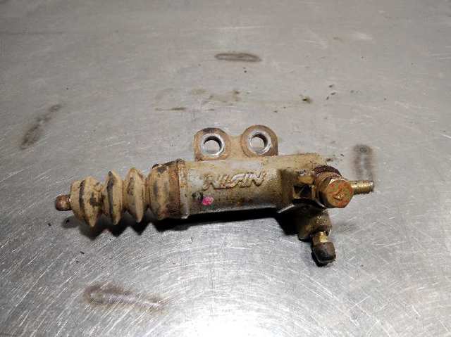 Cilindro receptor embrague MR980832 MITSUBISHI