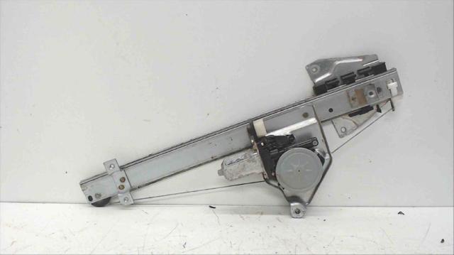 MR989947 Motor del elevalunas de la puerta trasera derecha  disponible Utrera