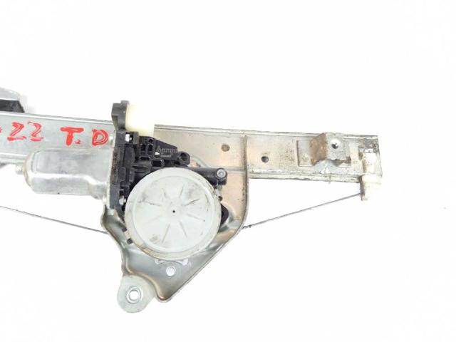 MITSUBISHI MR989947 Motor del elevalunas de la puerta trasera derecha  disponible España