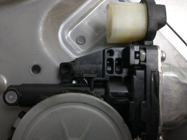 MR989948 MITSUBISHI Motor del elevalunas de la puerta trasera izquierda  comprar en Jaén