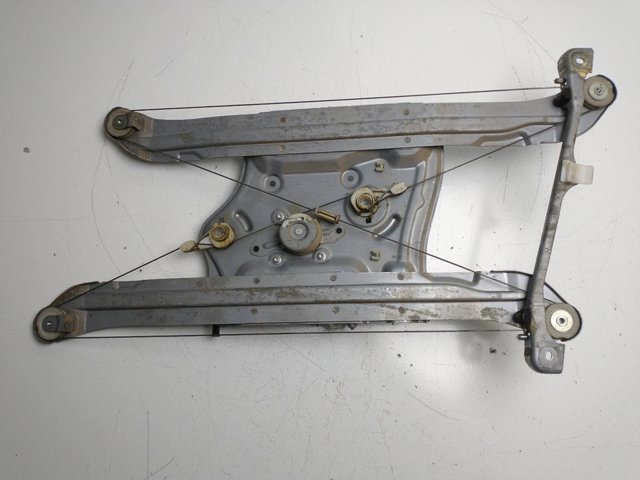 MR989948 Motor del elevalunas de la puerta trasera izquierda  en stock Granada